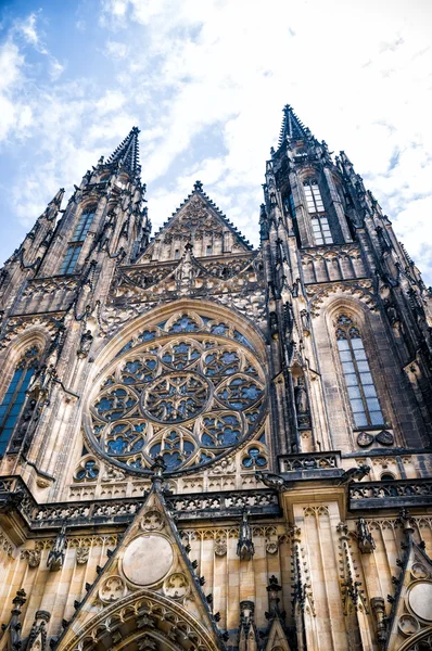 Saint Vitus Cathedral facade — Stock Photo, Image