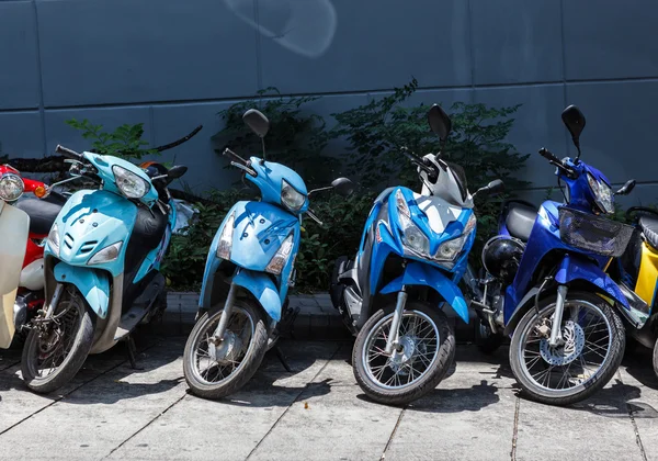 Many motorbikes at the parking — Stock Photo, Image