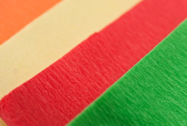 Gökkuşağı renkli kağıt.