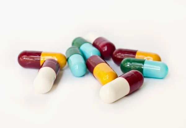 Cápsulas médicas coloridas . — Foto de Stock