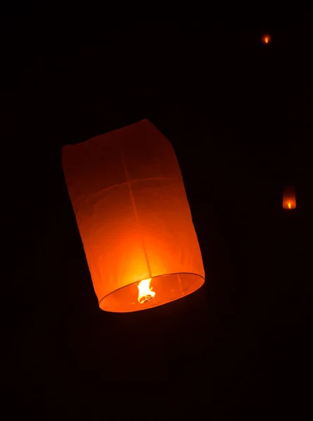 Lanterna flutuante Festiva . — Fotografia de Stock