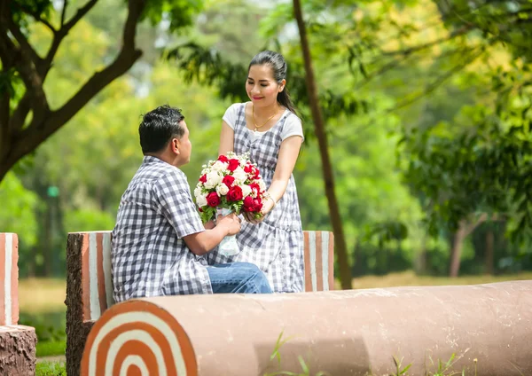 Concept shot of Asian young couple in love . — Stock Photo, Image