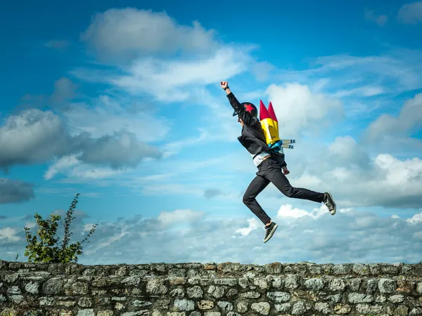 adam kask ve roket sırt