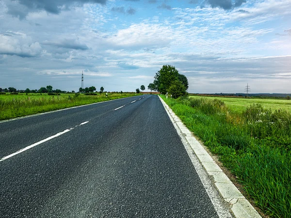 Landweg — Stockfoto