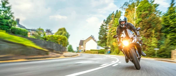 Мотоцикл Лісовій Дорозі Весело Провести Порожню Дорогу Під Час Подорожі — стокове фото