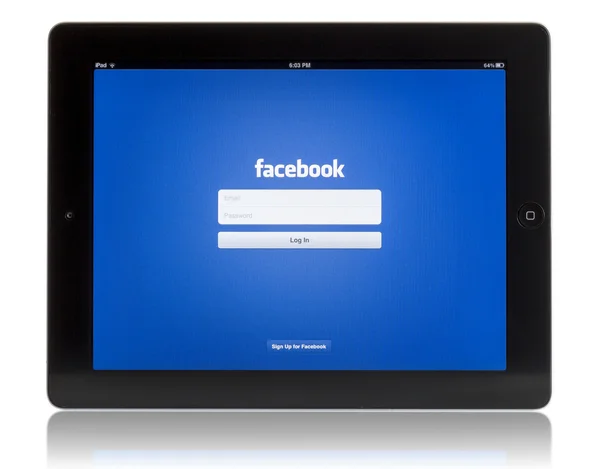 Facebook op ipad 3 — Stockfoto