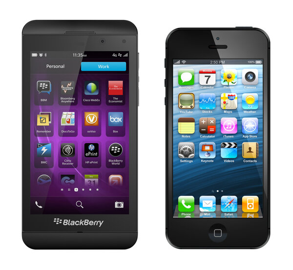 BlackBerry vs iPhone 5