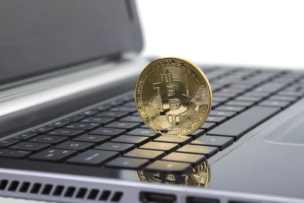 Photo Golden Bitcoin (nouvel argent virtuel  ) — Photo