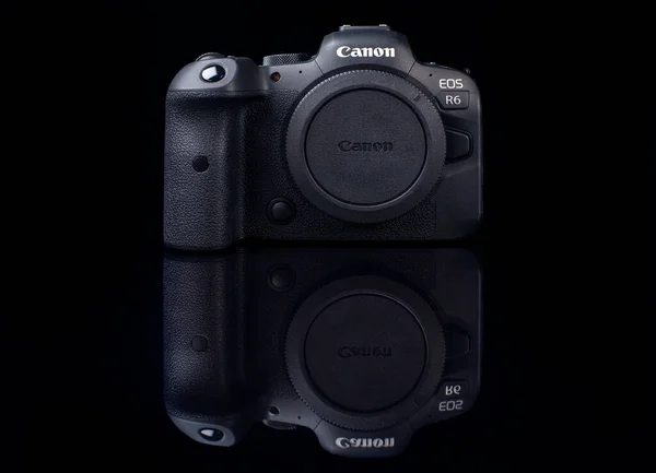 Галац Румыния Октября 2021 Полноразмерная Зеркальная Камера Canon Черном Фоне — стоковое фото