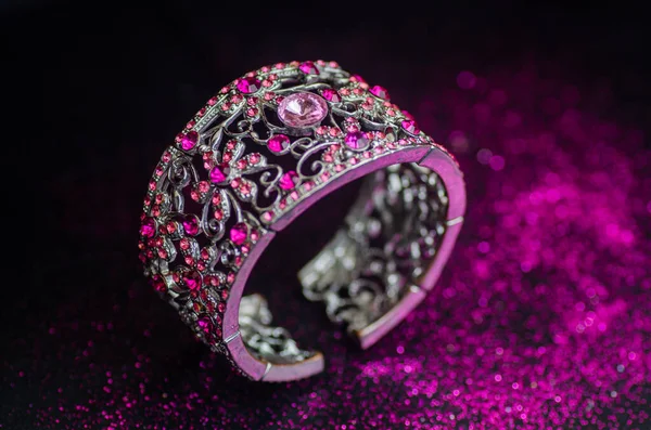 Closeup Luxury Jewellery Dark Background — Stock fotografie