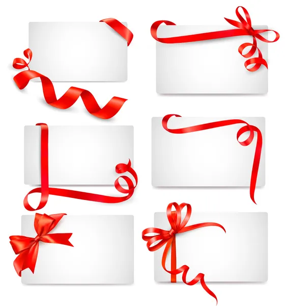 Conjunto de hermosas tarjetas con lazos de regalo rojos con cintas Vector — Archivo Imágenes Vectoriales