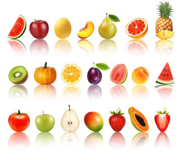 Set of fresh fruits and vegetables. Watermelon, honey melon, peach, pear, grapefruit, kiwi, pumpkin, orange, plum,  apple, grapefruit, kiwi, strawberry, papaya, mango, guava. Icons. Vector