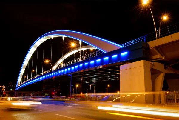 Basarab brug in de nacht, Boekarest, Roemenië — Stockfoto