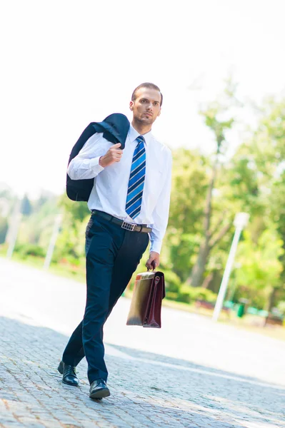 Portrait of business man walking — Stock Photo, Image