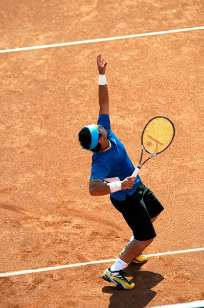 Tennisspeler in actie tijdens de brd nastase tiriac trofee — Stockfoto