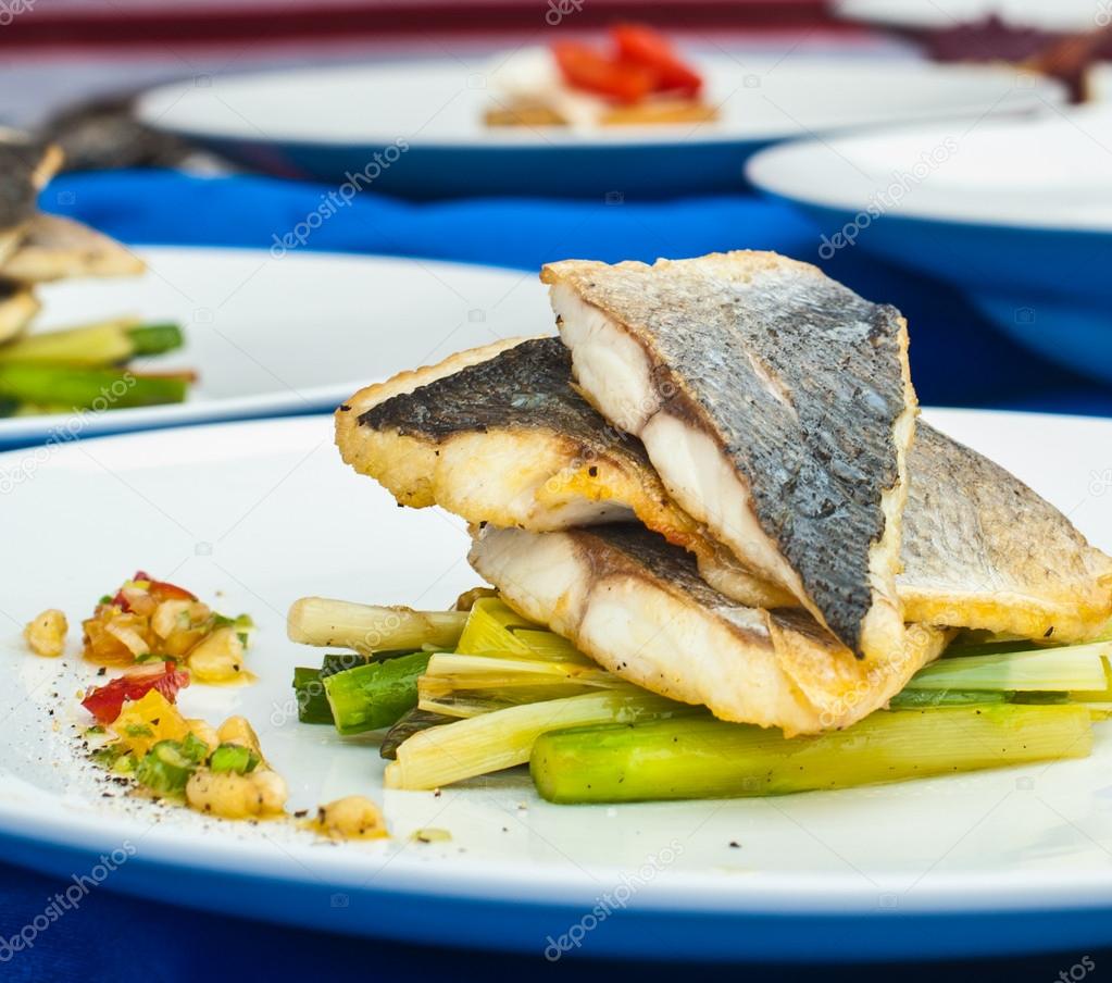 Grilled fish with vegetables — Stock Photo © razvanchirnoaga #13990410