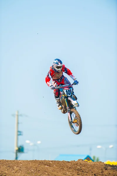 Rider participa do Quarto Campeonato Nacional de Endurocross — Fotografia de Stock