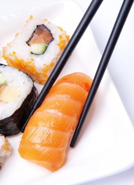 geleneksel Japon yemekleri suşi