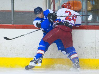 Galati, Romanya - 17 Kasım: tanımlanamayan hokey oyuncuları yet