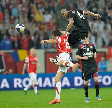 Bucharest, Romanya - 23 Mayıs: bilinmeyen futbolcuların gerçekleştirmek du