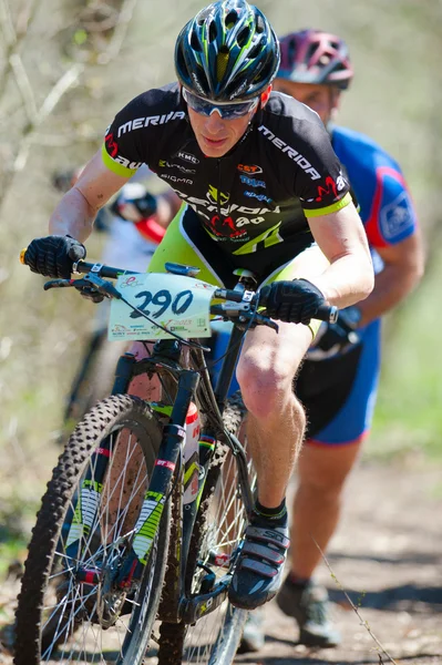 GALATI, ROMANIA - APRIL 06: Unknown racer on the competition of — Stock Photo, Image