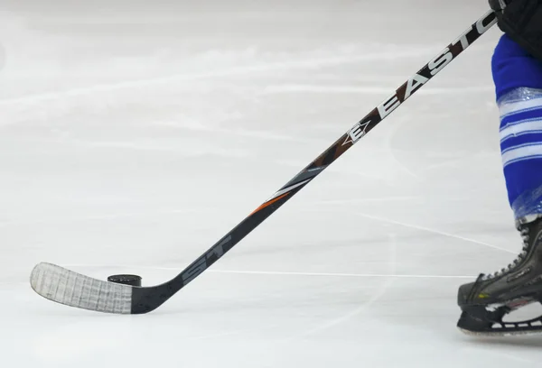 Galati, Roemenië - 17 november: niet-geïdentificeerde hockeyspeler uit c — Stockfoto