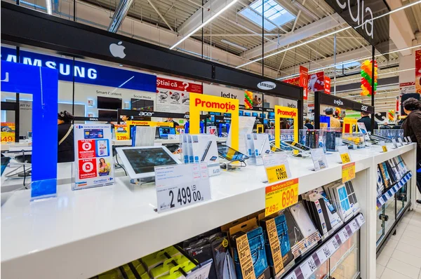 Dentro del hipermercado — Foto de Stock