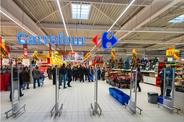 Bilder på stormarknaden carrefour — Stockfoto