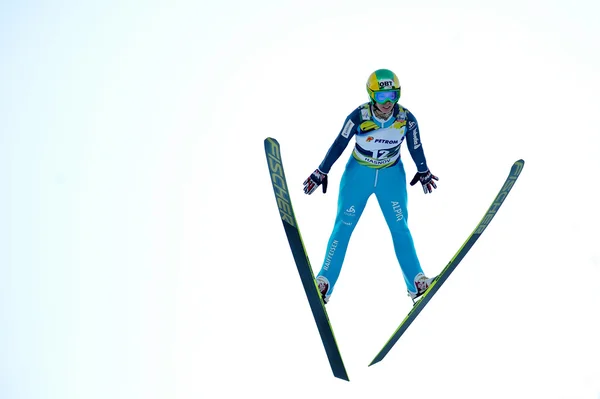 未知的跳台滑雪运动员竞争 — 图库照片