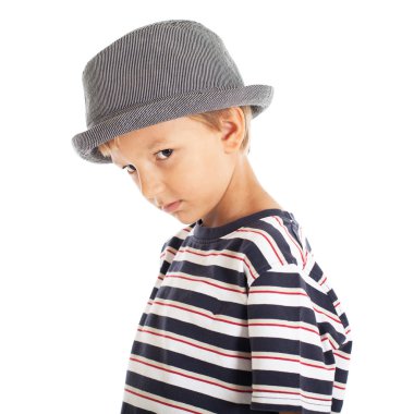 Boy Çizgili t-shirt ve şapka