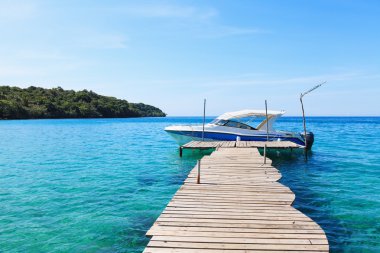 eski ahşap tekne dok