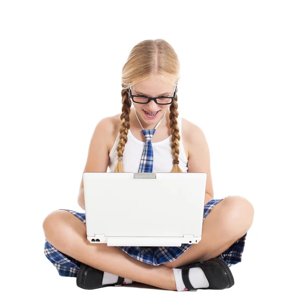 Europese schoolmeisje met pigtails — Stockfoto