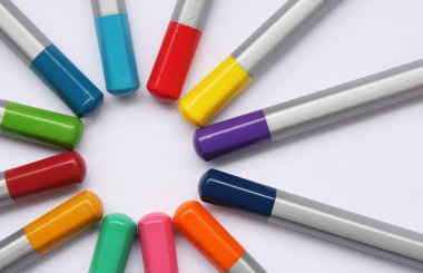 renkli kalemler