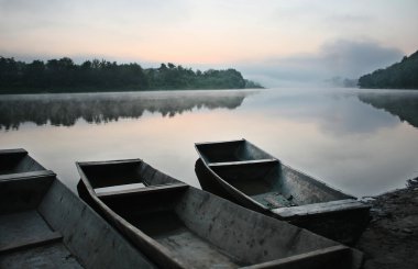 Yaz dinlenme Nehri üzerinde