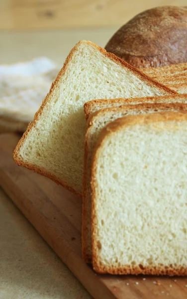 Läckra skivat bröd — Stockfoto