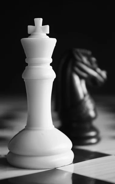 Conflict chess concept — Stock Photo, Image