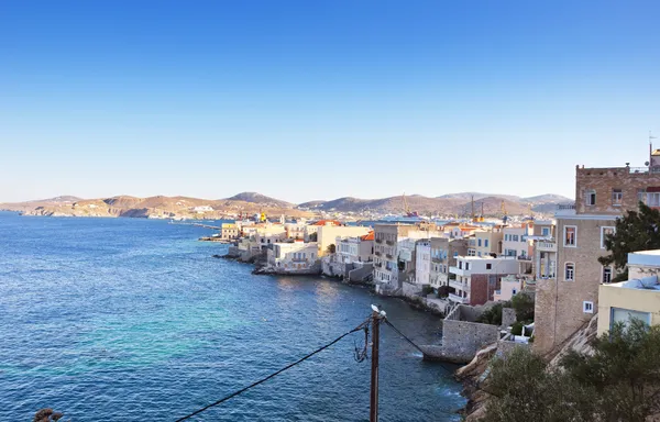 Vista de um penhasco em Syros Island of Greece — Fotografia de Stock