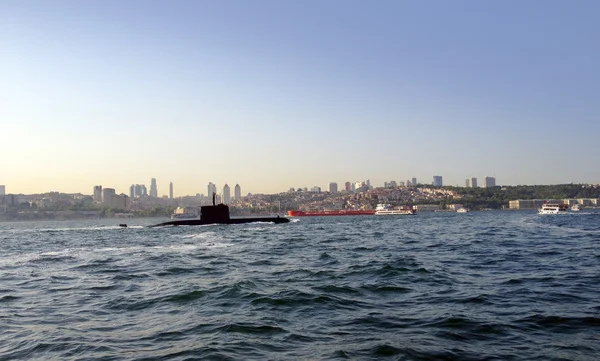 Submarino en el Bósforo — Foto de Stock