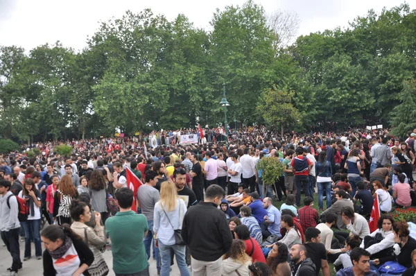Protester i Gezi Park i Istanbul – stockfoto