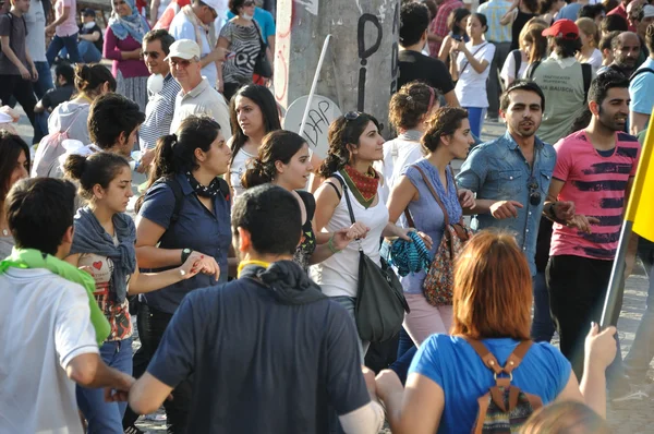 Istanbul gezi Parkı protesto gösterileri — Stok fotoğraf