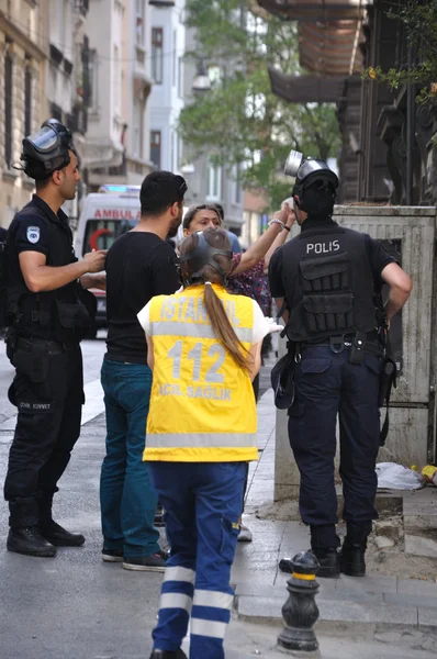 Istanbul Gezi Park Protest, the very first day — Stock Photo, Image