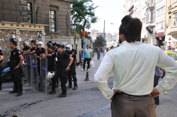 Istanbul Gezi Park Protesta, il primissimo giorno — Foto Stock