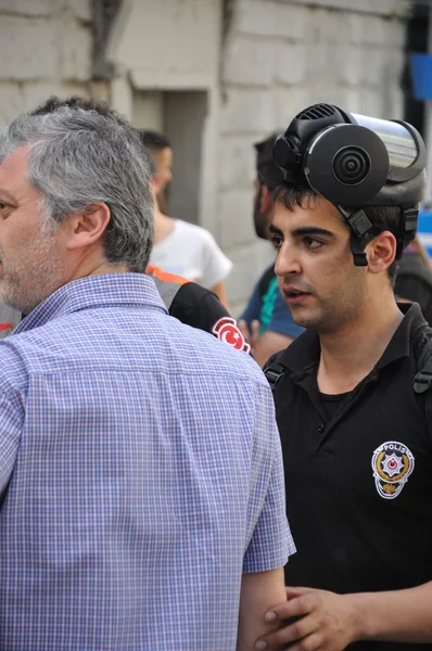 Istanbul Gezi Park Protest, the very first day — Stock Photo, Image