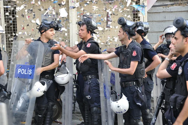 Istanbul Gezi Park Protest, the very first day — Stock Photo, Image