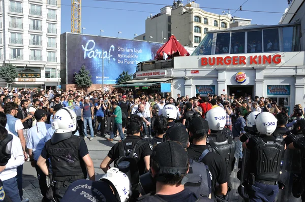 Istanbul gezi park protest, första dagen — Stockfoto