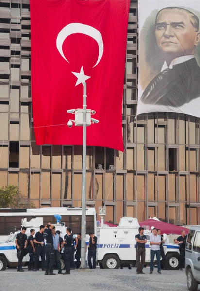 Sessiz portesters gezi istanbul'da protesto - Türkiye Parkı — Stok fotoğraf