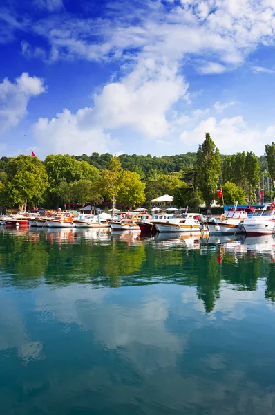 Yeniköy marina, Sarıyer, istanbul - Türkiye — Stok fotoğraf