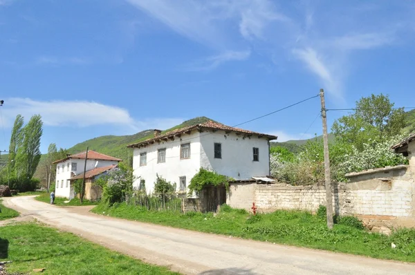 Burcun dorp in de buurt van yenisehir stad, bursa - Turkije — Stockfoto