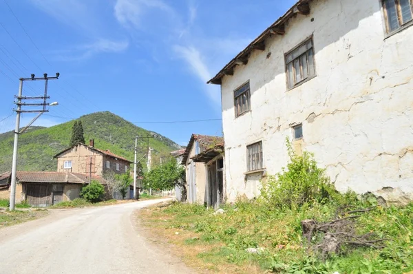 Burcun dorp in de buurt van yenisehir stad, bursa - Turkije — Stockfoto