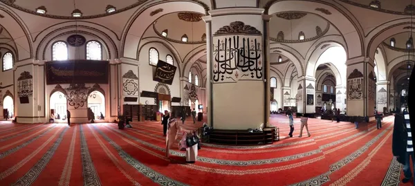 Inre av ulucami (den stora moskén) i bursa, Turkiet — Stockfoto